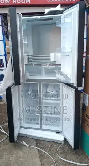 Brand New Hisense Side-Side 514l Refrigerator>>4doors>>Silver Colour>