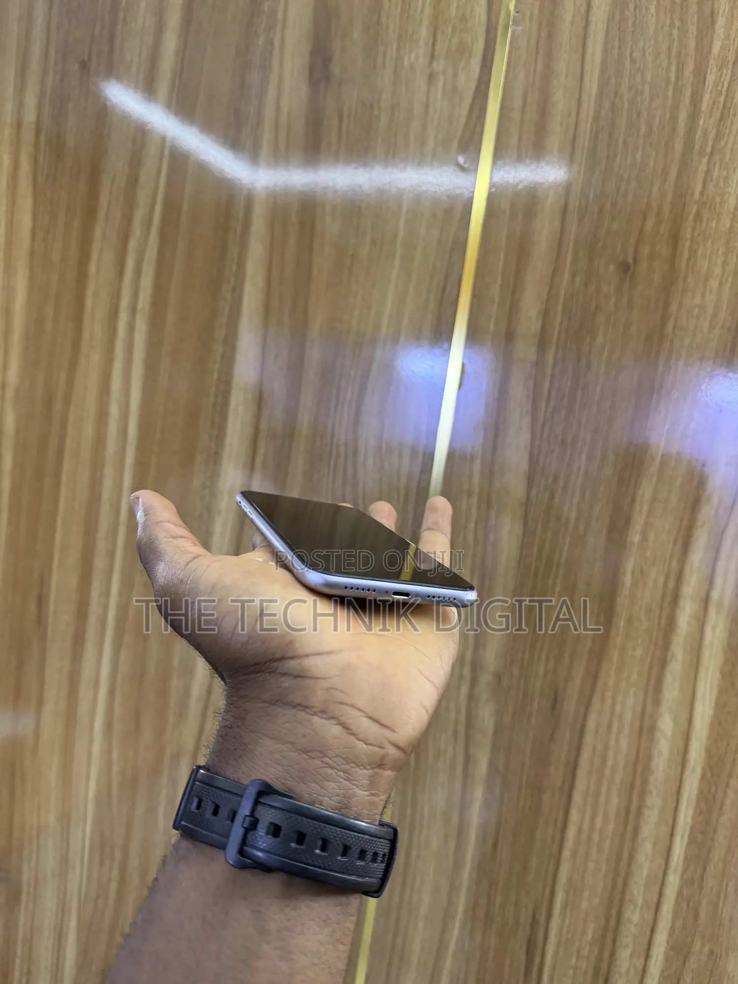Apple iPhone 11 64 GB Purple