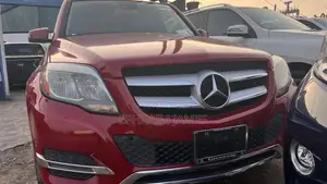 Mercedes-Benz GLK-Class 350 2014 Red