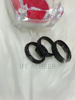Classic Set Of Black Wedding Ring - Black