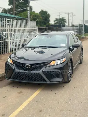 Toyota Camry SE (2.5L 4cyl 8A) 2019 Black