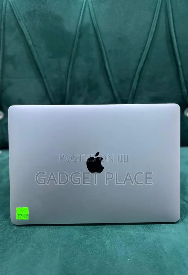 Laptop Apple MacBook Pro 2022 M2 16GB Apple M2 SSD 256GB - Gadget