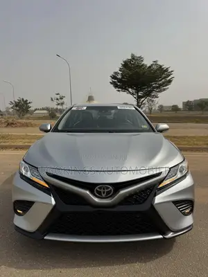 Toyota Camry 2020 Silver