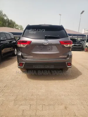 Toyota Highlander Limited 2019 Gray