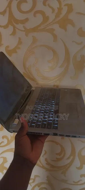 New Laptop HP 250 G6 8GB Intel Core I7 SSD 256GB