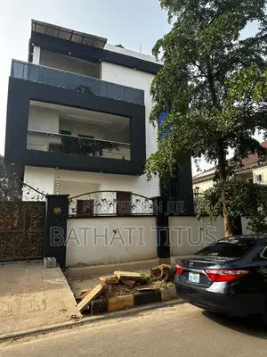 3bdrm Block of Flats in Maitama for rent