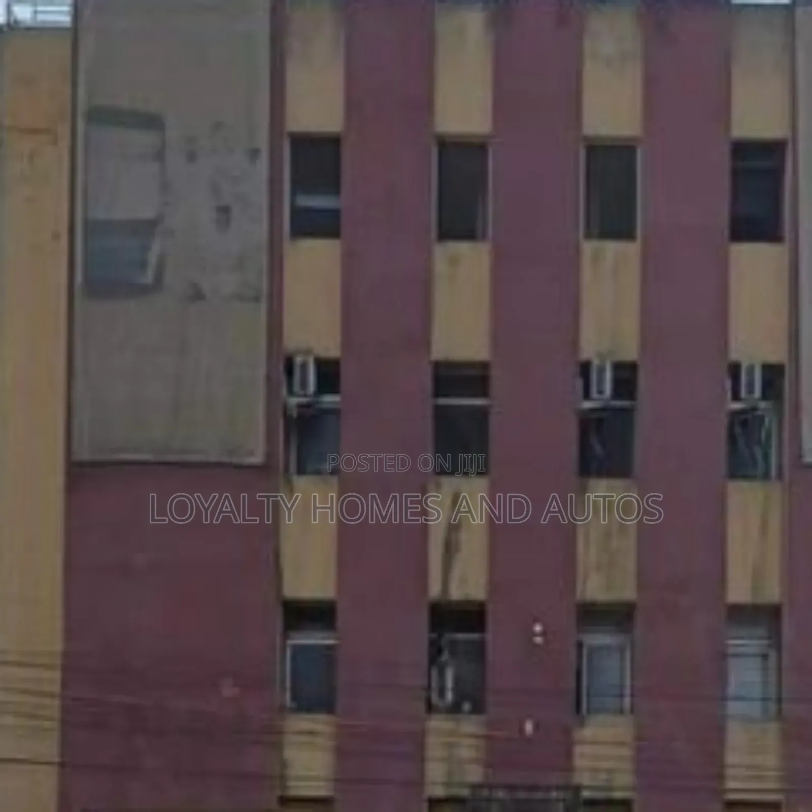 Commercial Building Available