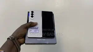 Samsung Galaxy Z Fold4 512 GB Gold