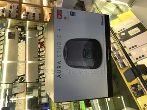 Aura Studio 4