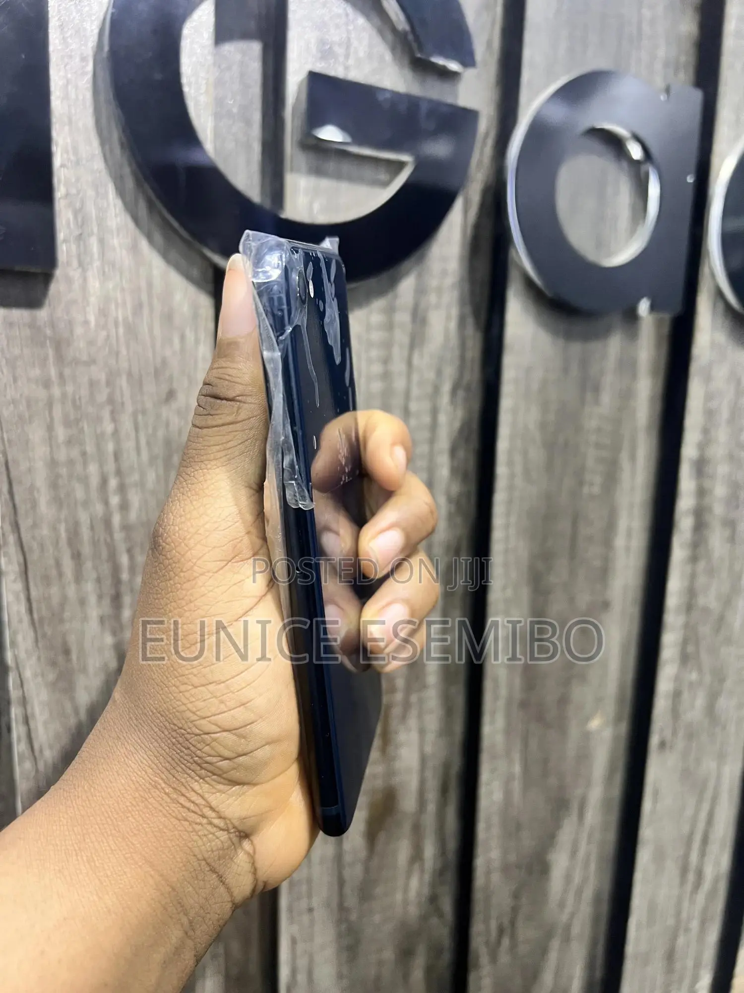 Apple iPhone SE (2022) 64 GB Black