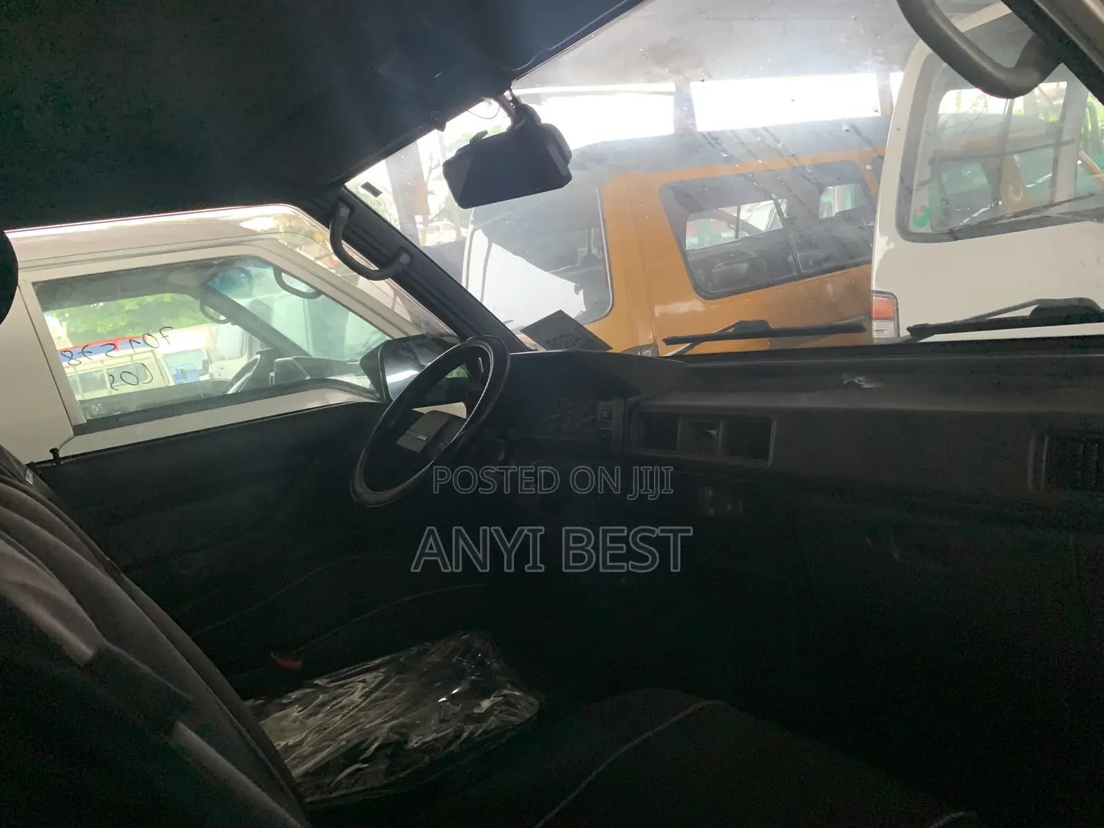 Mitsubishi L300 2002 Silver