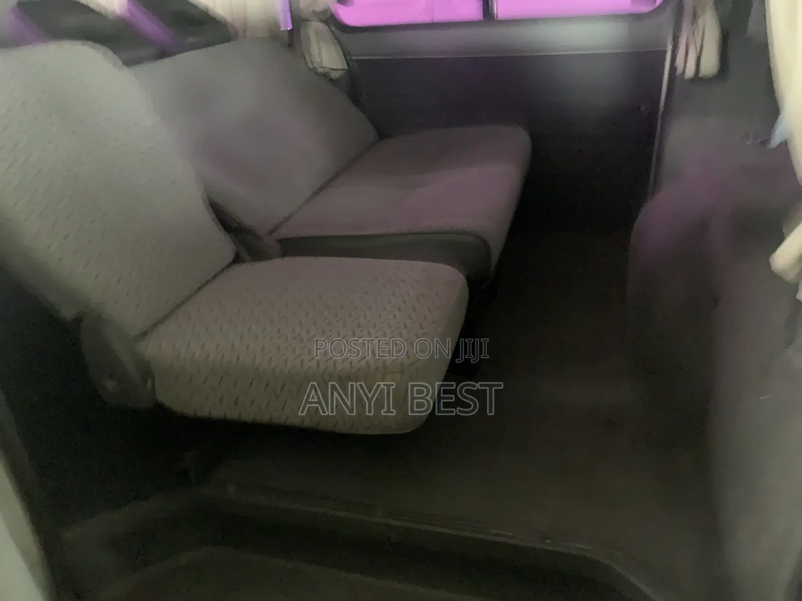 Mitsubishi L300 2002 Silver