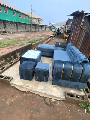 6 Sitter Unit Chairs Available in Ikorodu