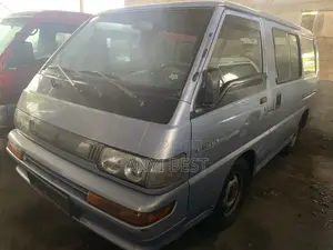 Mitsubishi L300 2002 Silver
