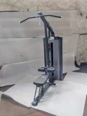 Commercial Lat Pull Down