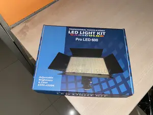 Led Pro 600 Color Series + 7ft Tripod Stand