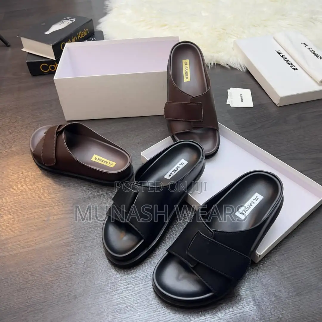 Men Quality Leather Slipers 40-46 Available