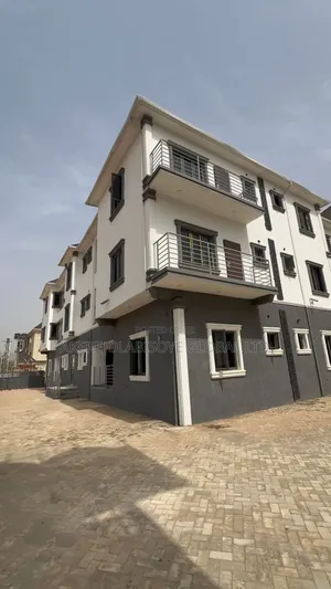 2bdrm Apartment in Jahi By Aduvie for rent