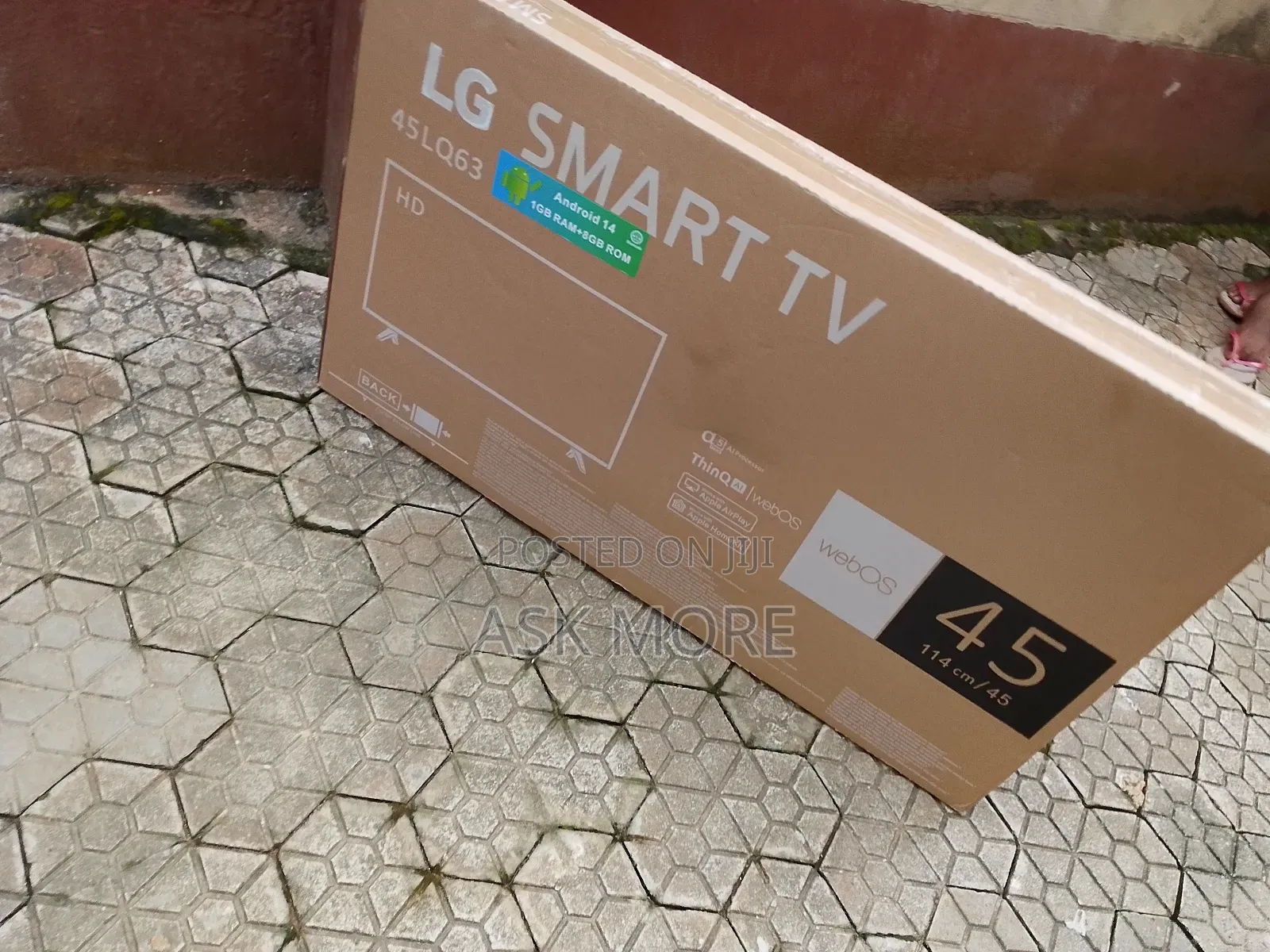 Lg 45" Frameless Smart Tv