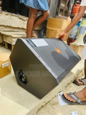 JBL Srx712m 12-Inch High-Power Two-Way Stage Monitor Speaker.