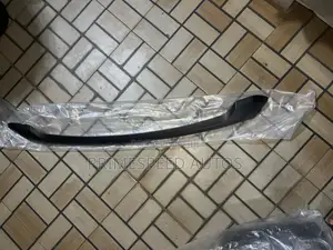 Bonnet Chrome Hilux 2020