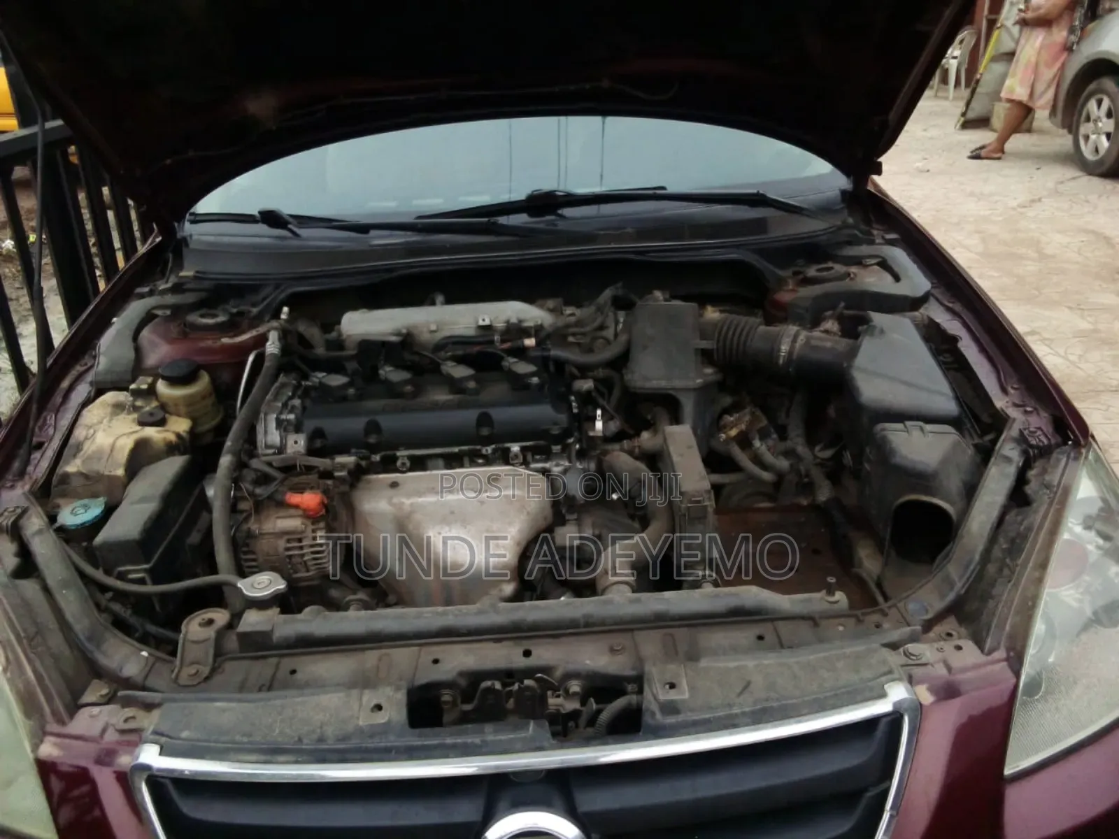 Nissan Altima 2005 Red