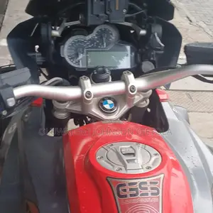 BMW 1200 2017 Red