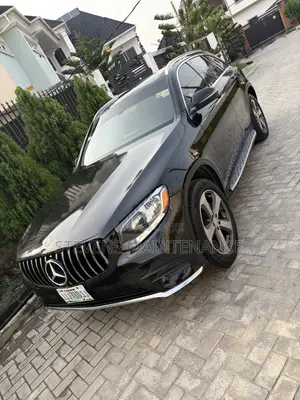 Mercedes-Benz GLC-Class 2016 Black