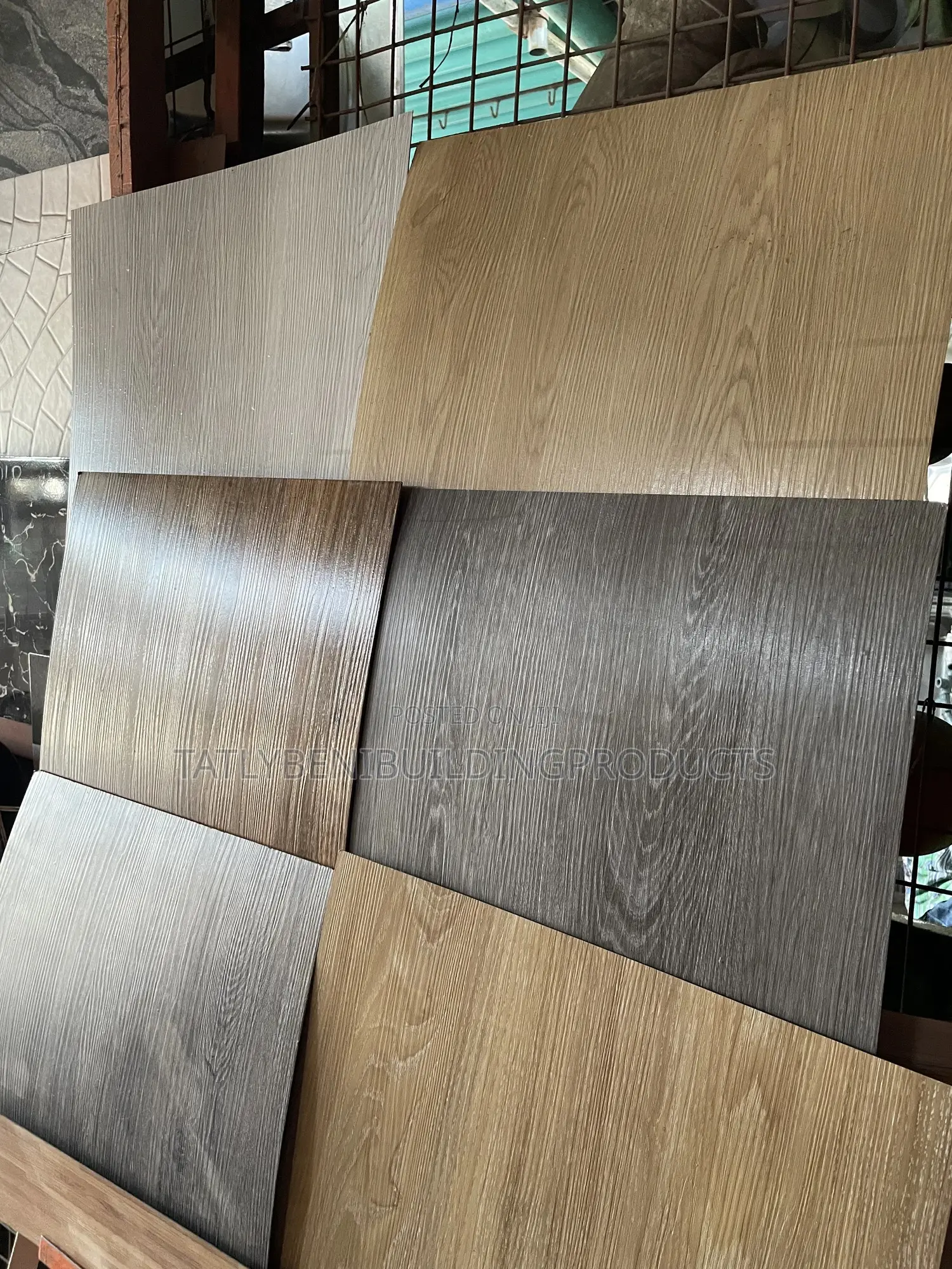46mm by 46mm Vinyl Flooring Tile