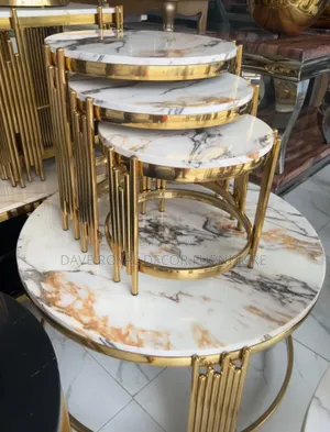 Quality Unique Marble Top Center Table With 3 Sidestools