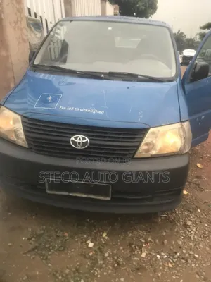 Car 2004 Blue