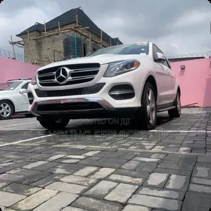 Mercedes-Benz GLE-Class GLE 350 2017 White