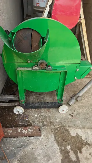 Banana Tree / Biomass Shredder Chopper – Animal Feed Cutter Machine