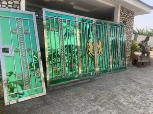 Handrails and Gate