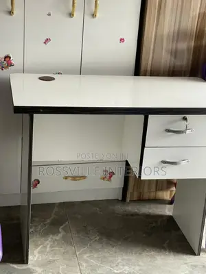 Affordable 3ft by 29inches Office Table