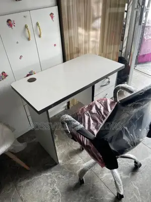 Affordable 3ft by 29inches Office Table