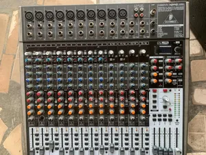 Behringer Xenyx X2442usb