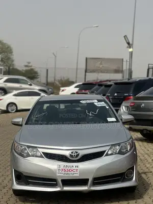 Toyota Camry LE 4dr Sedan (2.5L 4cyl 6A) 2013 Silver