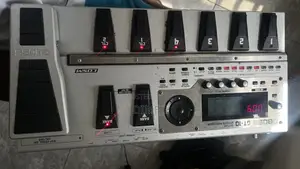Boss Gt - 10 Multi Effect Processor Pedal