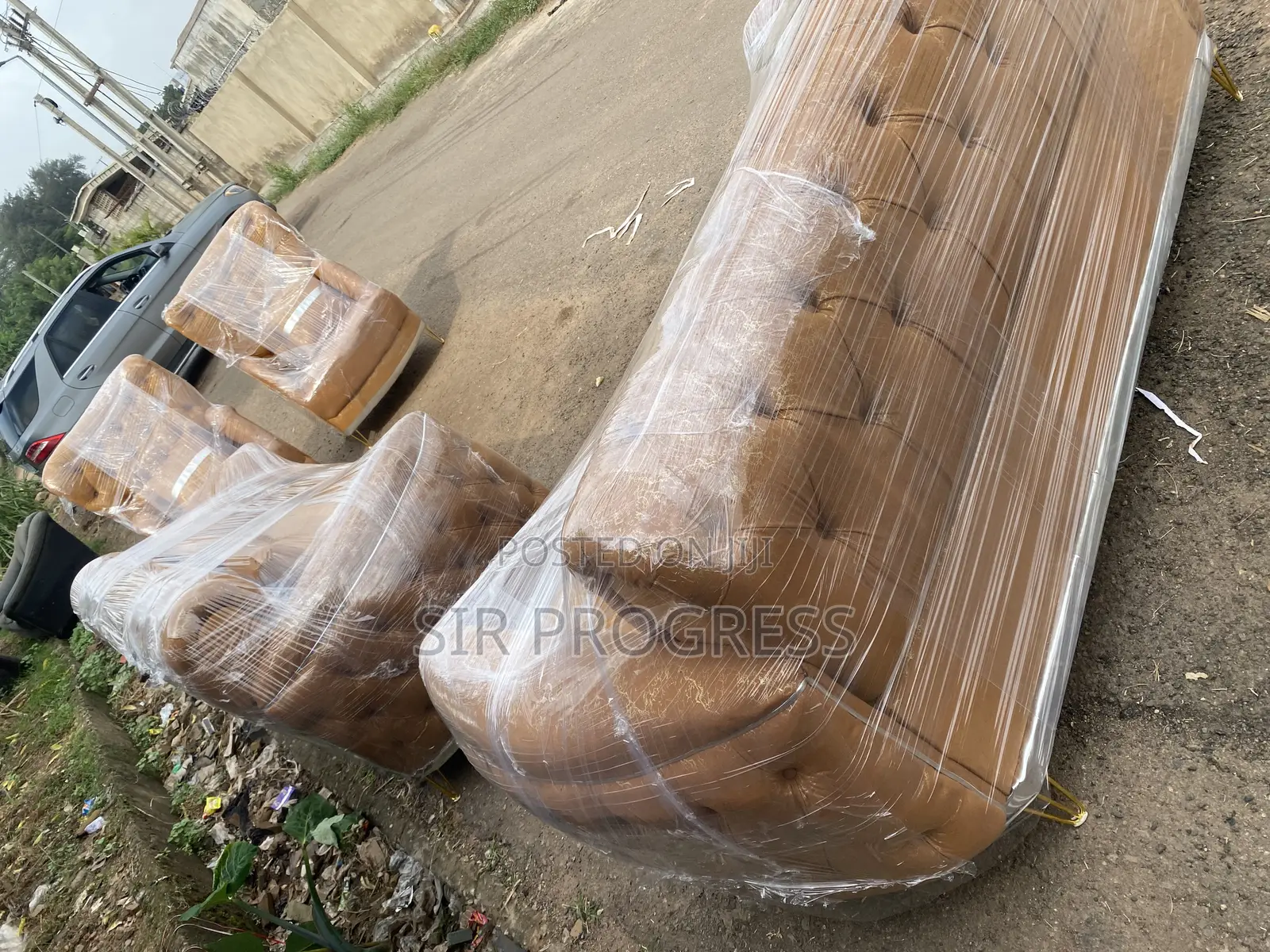 Sensation New Settee With Quality Fabric