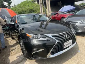 Lexus ES 2017 Black