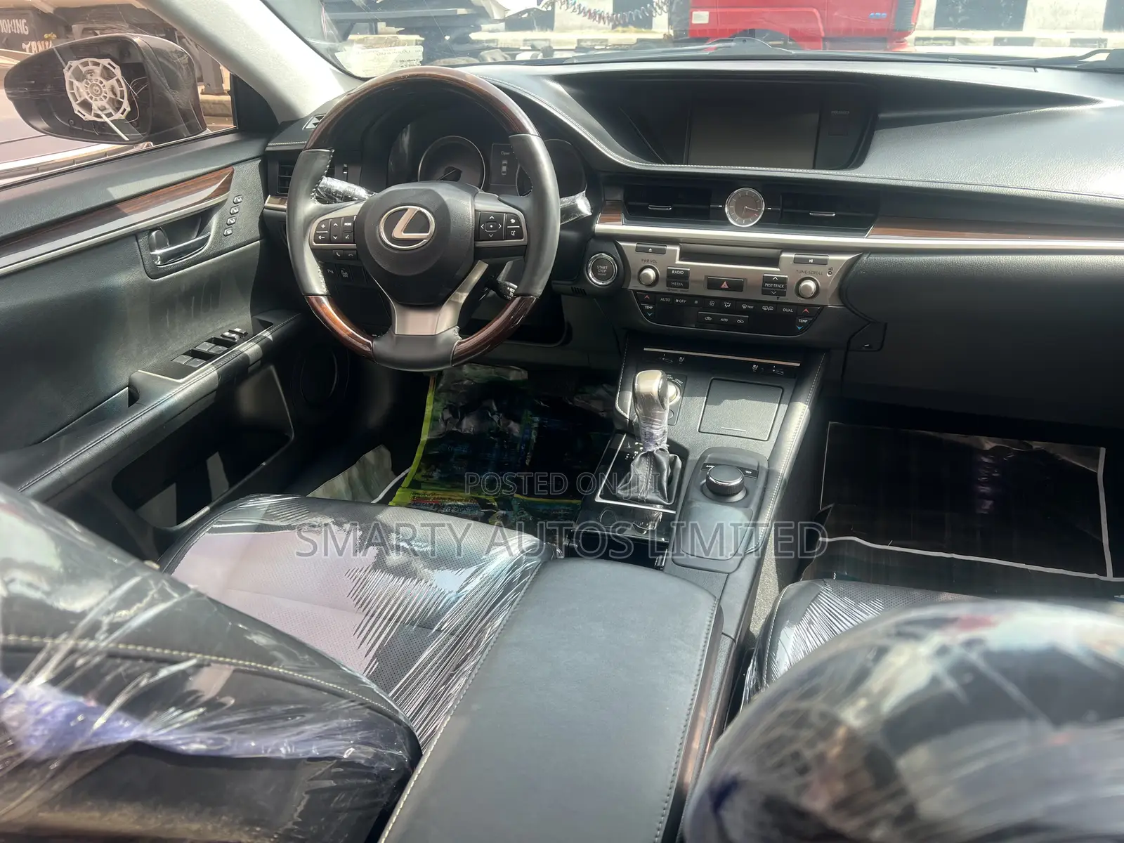 Lexus ES 2017 Black