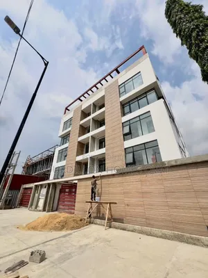 2bdrm Apartment in Lekki Phase 1 for sale