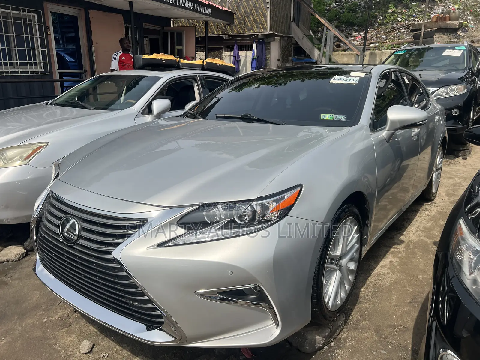 Lexus ES 2017 Silver