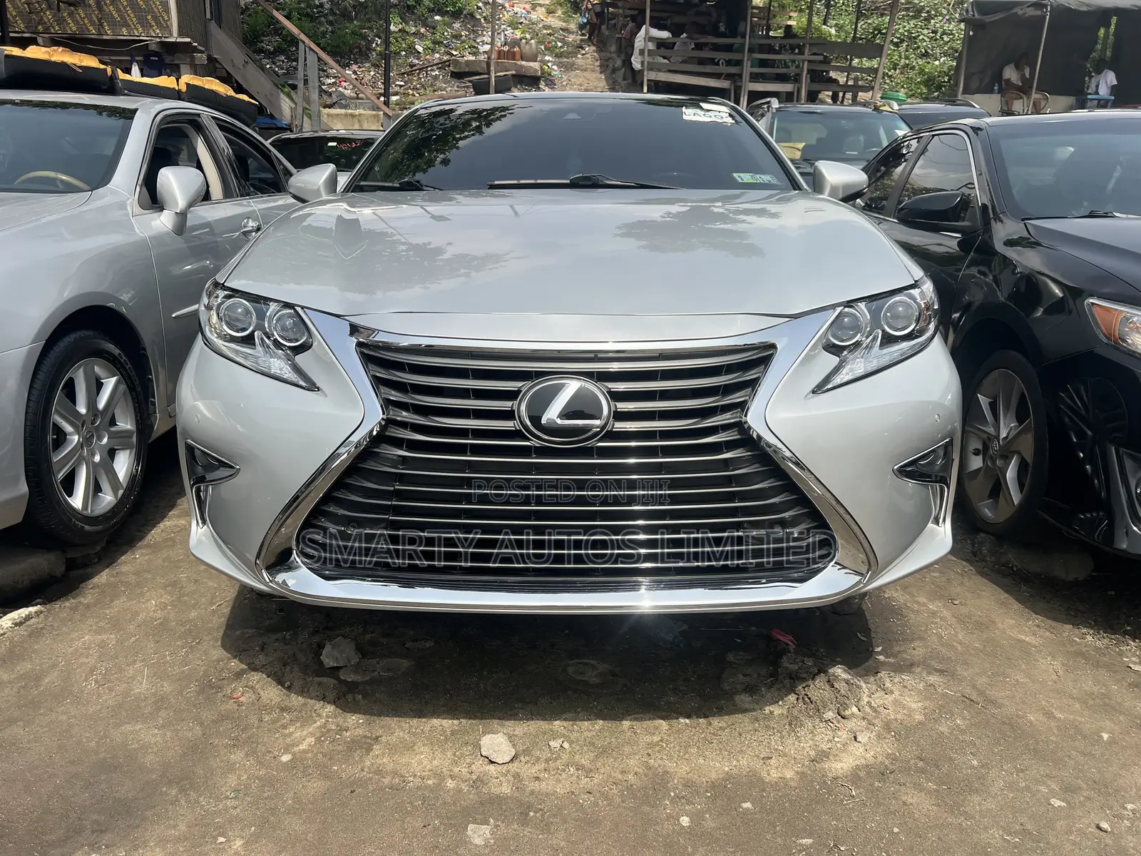 Lexus ES 2017 Silver