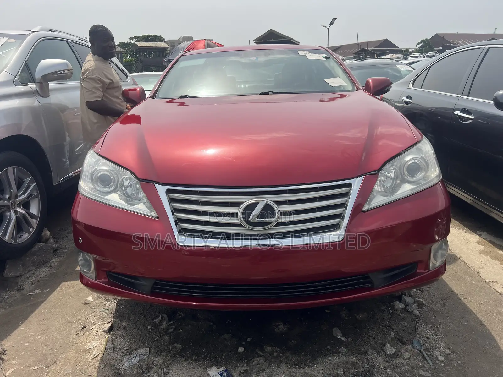 Lexus ES 2012 Red