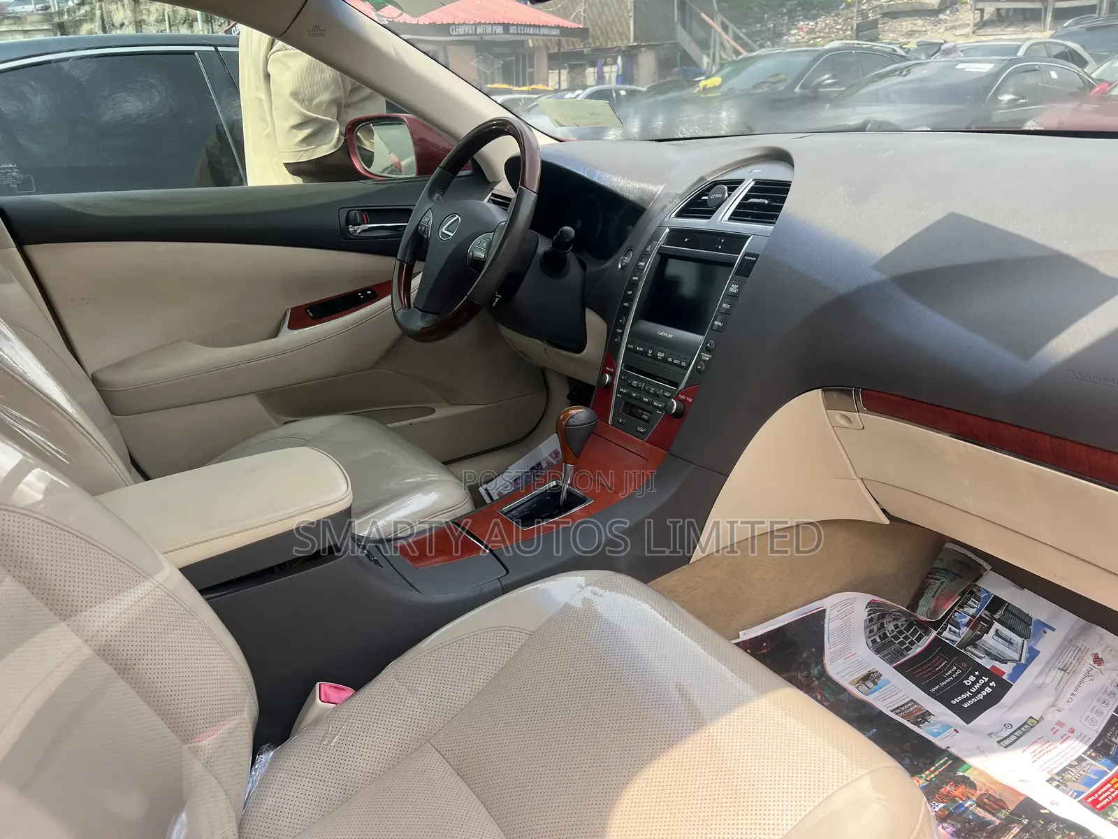 Lexus ES 2012 Red