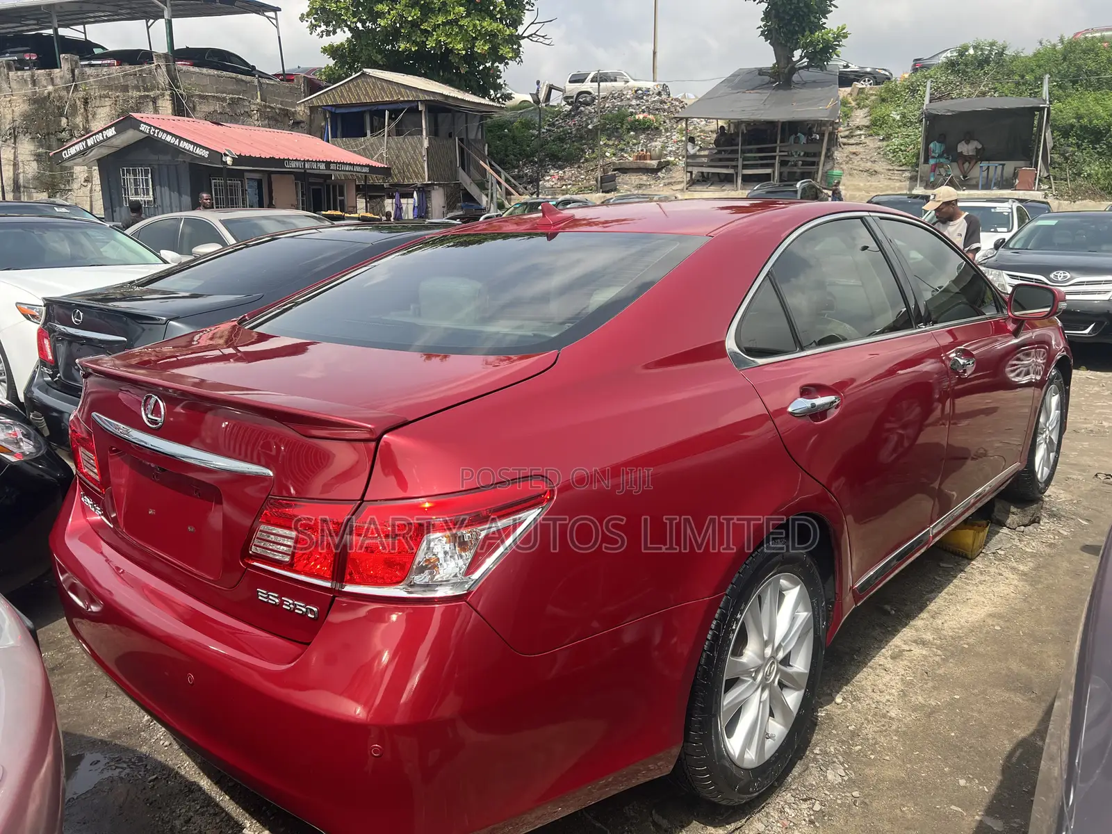 Lexus ES 2012 Red
