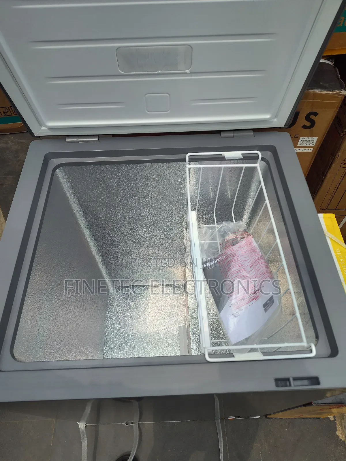Hisense Chest Freezer, 141l
