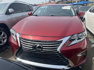 Lexus ES 2017 Red